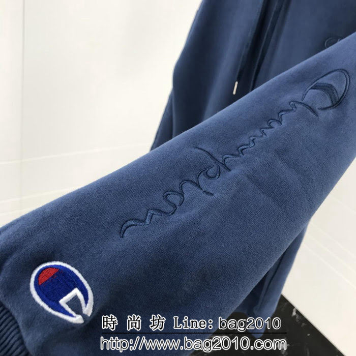 CHAMPION日版冠軍 爆款 手臂刺繡 磨毛抓絨 灰霾藍連帽衛衣 情侶款 ydi1379